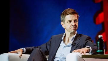 zoltan-pozsar,-who-just-left-credit-suisse,-addresses-issues-facing-the-federal-reserve-and-the-dollar-at-bitcoin-2023