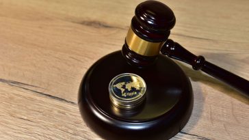 ripple-ceo-brad-garlinghouse:-‘the-sec-is-throwing-lawsuits-at-the-wall’